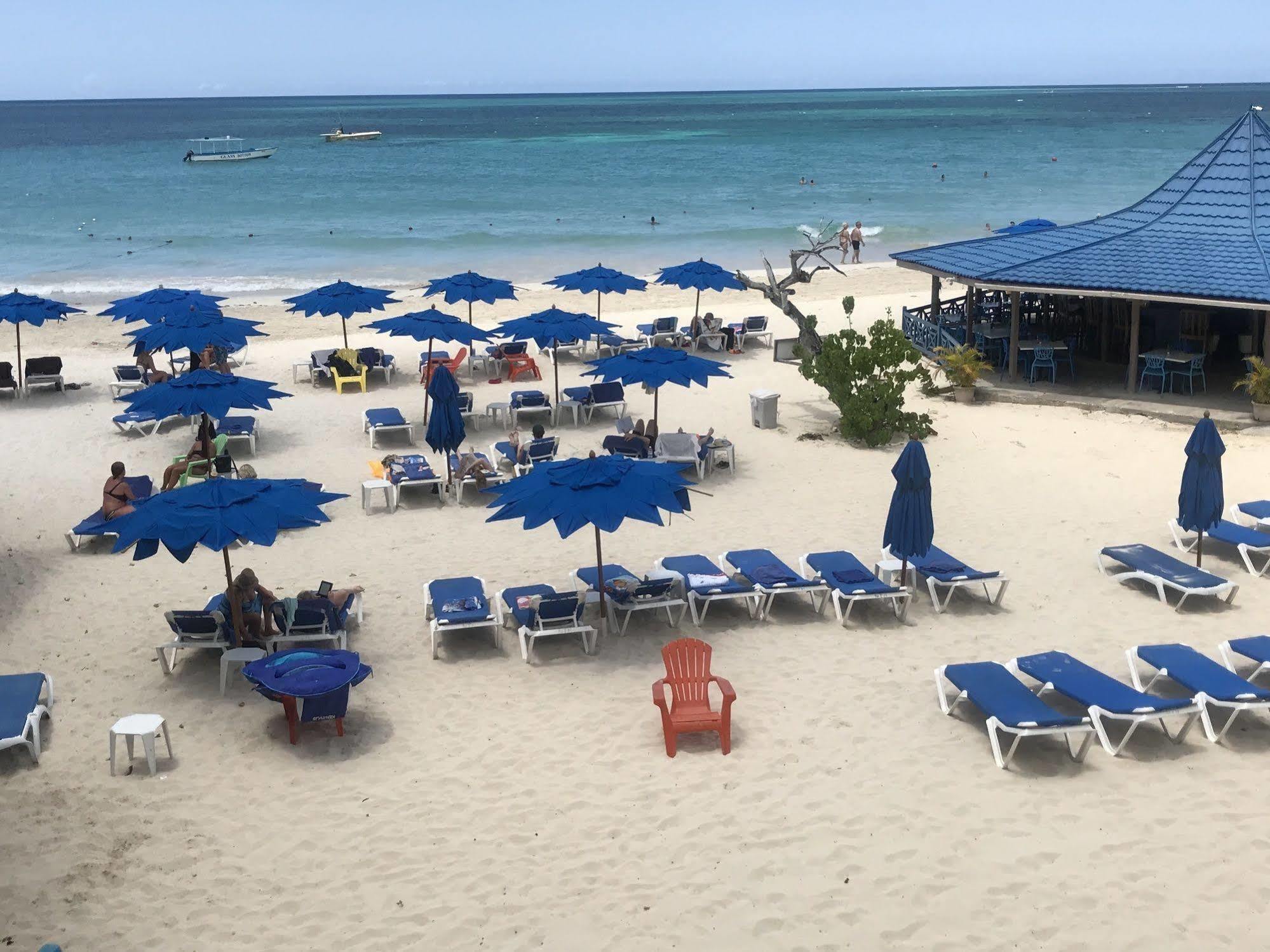 Negril Treehouse Resort Exterior photo